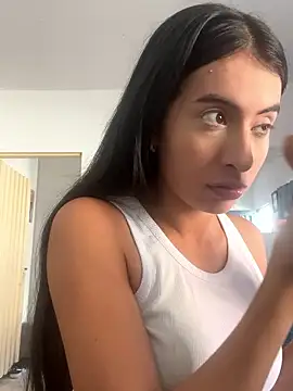 IssabellaLopez online show from 7, 1, 2026