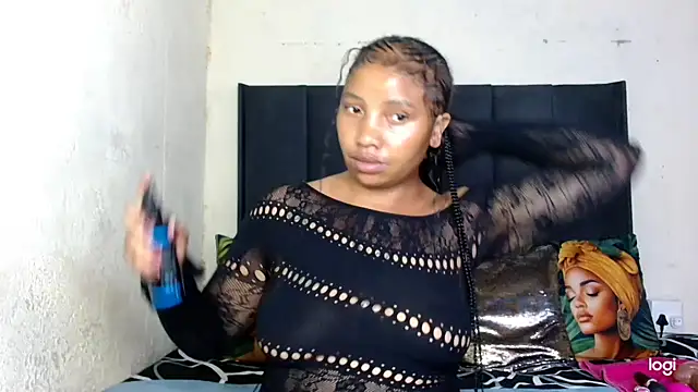 Snapshot of quenliyasa chatting on 25, 4, 2026 quenliyasa online show from 25, 4, 2026