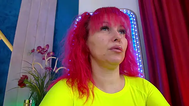 Foxxxy MILF online show from 25, 2, 2026