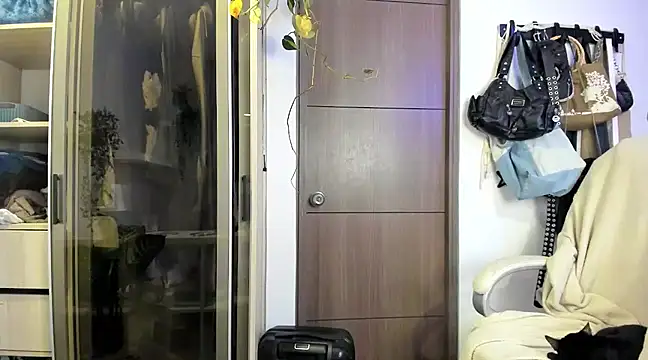 Snapshot of santy-kitty chatting on 25, 1, 2025 santy-kitty online show from 25, 1, 2025