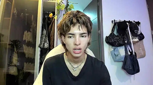 Snapshot of santy-kitty chatting on 26, 1, 2025 santy-kitty online show from 26, 1, 2025