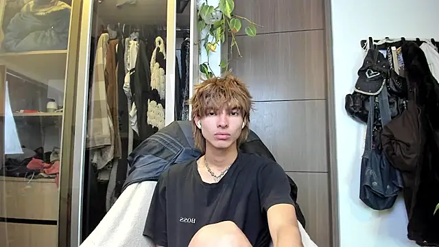 Snapshot of santy-kitty chatting on 16, 2, 2025 santy-kitty online show from 16, 2, 2025