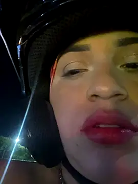 perlita05 online show from 14, 12, 2025