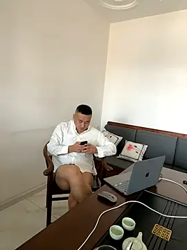 Snapshot of ShaoZian_1 chatting on 24, 10, 2025 ShaoZian 1 online show from 24, 10, 2025