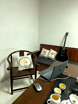 Snapshot of ShaoZian_1 chatting on 8, 11, 2025 ShaoZian 1 online show from 8, 11, 2025