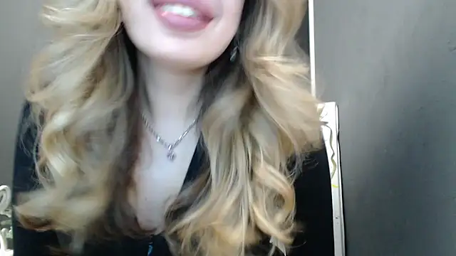 Snapshot of Your_Jessy chatting on 27, 4, 2026 Your Jessy online show from 27, 4, 2026