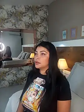 EmaBakker online show from 22, 12, 2025