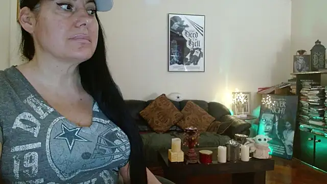 mandaloriangirls online show from 10, 6, 2026