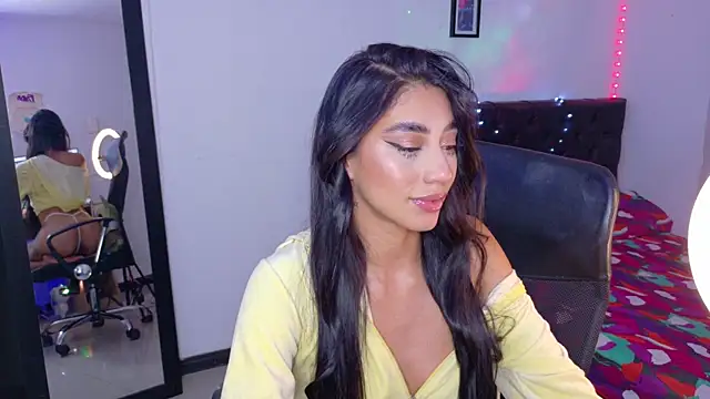 JulietaCheerr online show from 17, 12, 2025