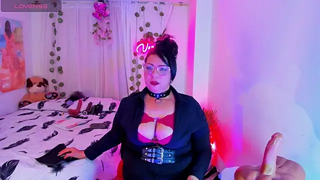 Venus R0se online show from 11, 11, 2025