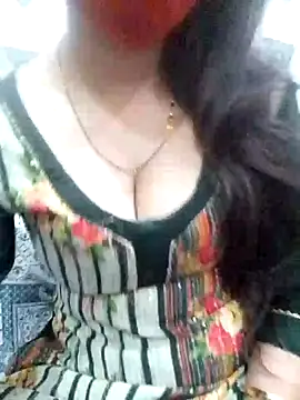 Snapshot of Mahi_Baby25 chatting on 22, 3, 2025 Mahi Baby25 online show from 22, 3, 2025