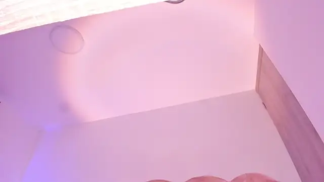 amelie murphy  online show from 16, 4, 2026