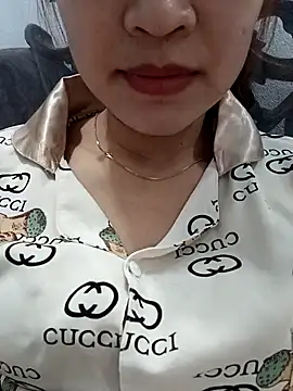 Snapshot of AssAsiancute chatting on 5, 1, 2025 AssAsiancute online show from 5, 1, 2025