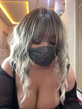 Snapshot of belquiis chatting on 3, 1, 2025 belquiis online show from 3, 1, 2025