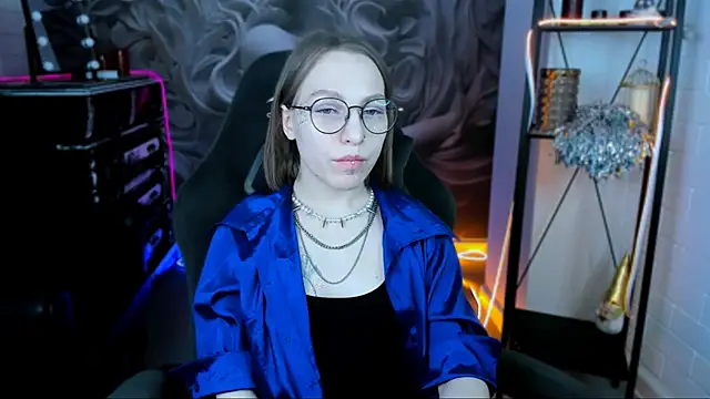 Snapshot of AphexQueen chatting on 24, 1, 2025 AphexQueen online show from 24, 1, 2025