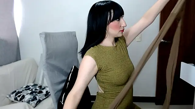 Snapshot of Laura-pervert chatting on 11, 5, 2026 Laura-pervert online show from 11, 5, 2026