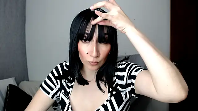 Snapshot of Laura-pervert chatting on 3, 7, 2026 Laura-pervert online show from 3, 7, 2026