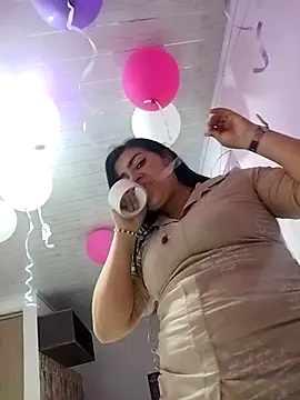 naughty-sharlot online show from 28, 1, 2025