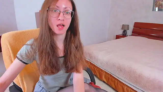 Snapshot of Pantyhose_Mila chatting on 7, 5, 2026 Pantyhose Mila online show from 7, 5, 2026