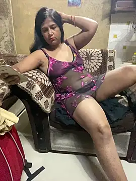 Snapshot of Tameesh_sexy_mistress chatting on 24, 4, 2026 Tameesh sexy mistress online show from 24, 4, 2026