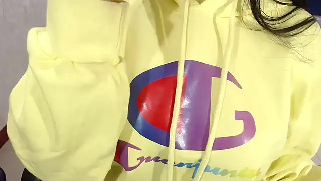 CarolineBrunx online show from 22, 10, 2025