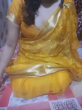 Snapshot of Bhabhi_desi12 chatting on 7, 10, 2025 Bhabhi desi12 online show from 7, 10, 2025