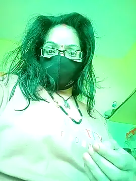 Snapshot of heenage chatting on 13, 12, 2024 heenage online show from 13, 12, 2024