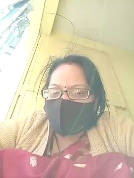 Snapshot of heenage chatting on 13, 12, 2024 heenage online show from 13, 12, 2024