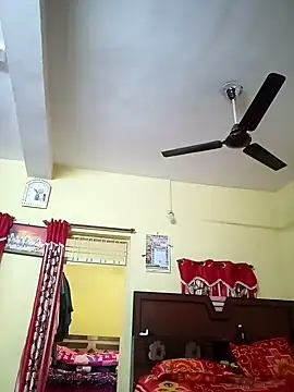 Snapshot of heenage chatting on 23, 12, 2024 heenage online show from 23, 12, 2024