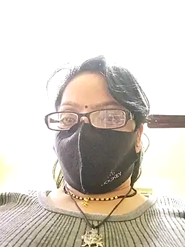 Snapshot of heenage chatting on 7, 2, 2025 heenage online show from 7, 2, 2025