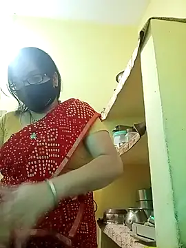 Snapshot of heenage chatting on 5, 3, 2025 heenage online show from 5, 3, 2025