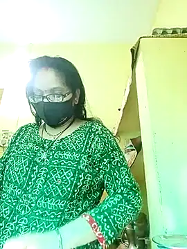 Snapshot of heenage chatting on 12, 3, 2025 heenage online show from 12, 3, 2025