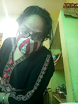 heenage online show from 11, 3, 2026