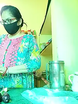 heenage online show from 27, 3, 2026