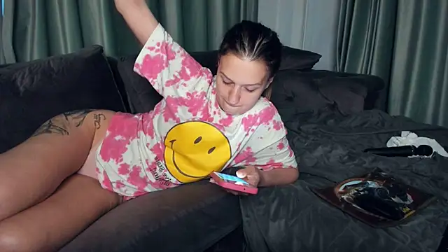 Snapshot of LaraStone69 chatting on 14, 5, 2026 LaraStone69 online show from 14, 5, 2026