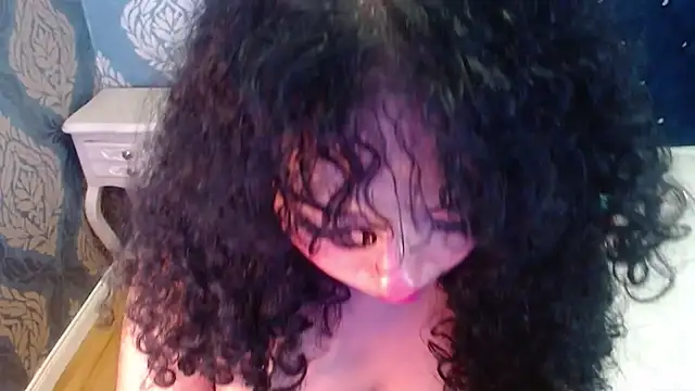 Snapshot of Sofiacowperx chatting on 26, 7, 2026 Sofiacowperx online show from 26, 7, 2026