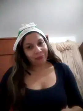 Carliina Soussa online show from 2, 12, 2025