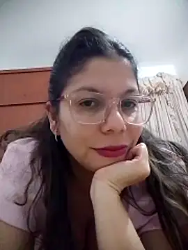 Snapshot of Carliina_Soussa chatting on 21, 4, 2026 Carliina Soussa online show from 21, 4, 2026