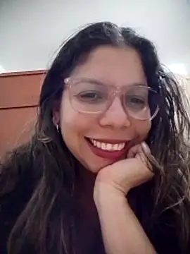Snapshot of Carliina_Soussa chatting on 27, 4, 2026 Carliina Soussa online show from 27, 4, 2026