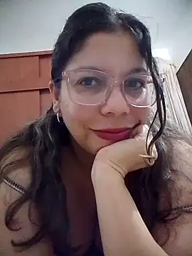 Snapshot of Carliina_Soussa chatting on 30, 4, 2026 Carliina Soussa online show from 30, 4, 2026