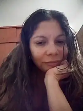 Snapshot of Carliina_Soussa chatting on 3, 5, 2026 Carliina Soussa online show from 3, 5, 2026