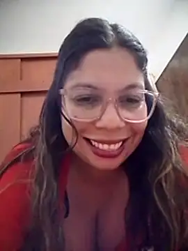 Snapshot of Carliina_Soussa chatting on 7, 5, 2026 Carliina Soussa online show from 7, 5, 2026