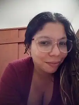 Snapshot of Carliina_Soussa chatting on 18, 5, 2026 Carliina Soussa online show from 18, 5, 2026