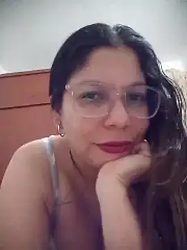 Snapshot of Carliina_Soussa chatting on 19, 5, 2026 Carliina Soussa online show from 19, 5, 2026
