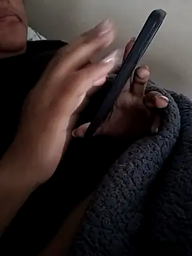 Snapshot of friki-boy- chatting on 5, 4, 2026 friki-boy- online show from 5, 4, 2026