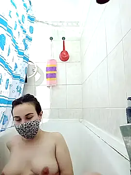 Snapshot of MikaKors chatting on 2, 12, 2024 MikaKors online show from 2, 12, 2024