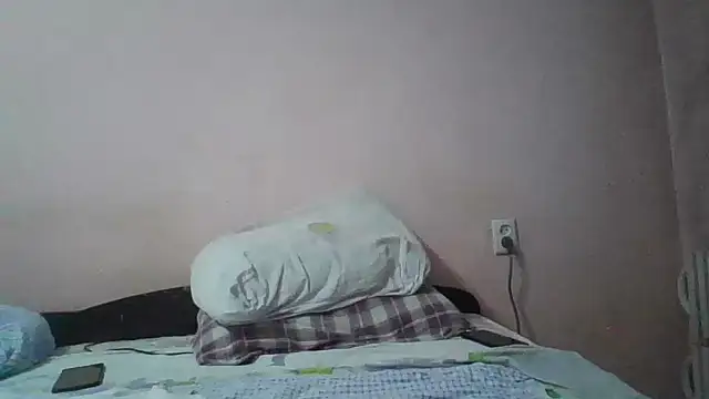 Snapshot of MikaKors chatting on 11, 2, 2025 MikaKors online show from 11, 2, 2025