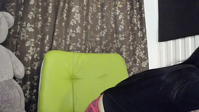 Nathaly love96 online show from 15, 1, 2025