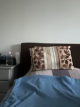 maturemale2024 online show from 9, 9, 2025