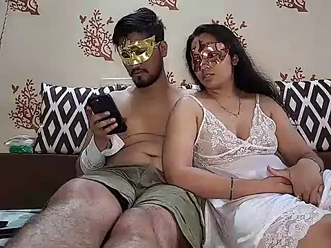 Snapshot of mumbaicouple28 chatting on 15, 3, 2025 mumbaicouple28 online show from 15, 3, 2025